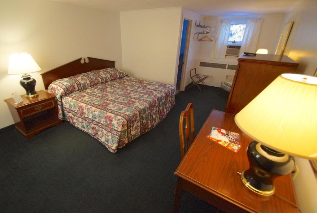 سكانيتيليس Birds Nest Motel الغرفة الصورة